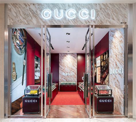 le magasin gucci a toronto